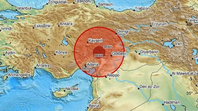 Turqia goditet nga një tërmet me fuqi shkatërruese prej 4.9 magnitudë