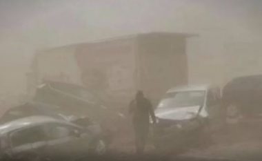 Kaos për shkak të stuhisë së rërës, aksident zinxhiror në Serbi – përfshihen mbi 12 vetura