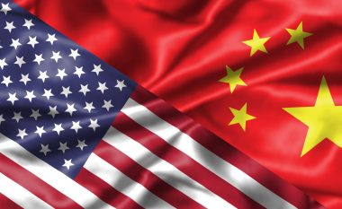 Kryetari i Rockfeller International: Ekonomia e Kinës mund të mos e kalojë kurrë atë të SHBA-së