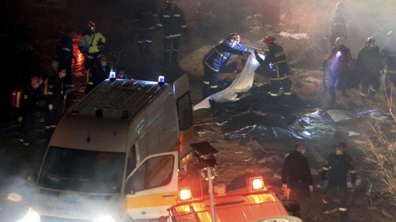 Në vendin ku ndodhi aksidenti hekurudhor në Greqi, shpesh ndodhin tragjedi – shumë njerëz kanë vdekur aty  