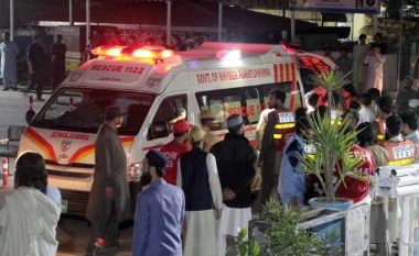 Shkon në 13 numri i viktimave nga tërmeti që goditi Afganistanin dhe Pakistanin