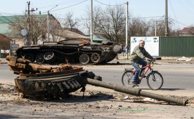 Autoritetet ukrainase: Rusia ka humbur rreth 173 mijë ushtarë, 3610 tanke dhe 306 aeroplanë ushtarakë