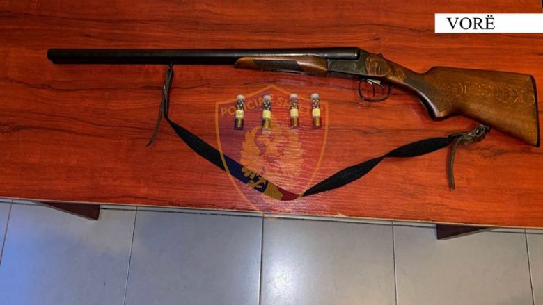 Tentoi të vriste me armë gjahu një shtetas në lokal, arrestohet 48-vjeçari në Vorë