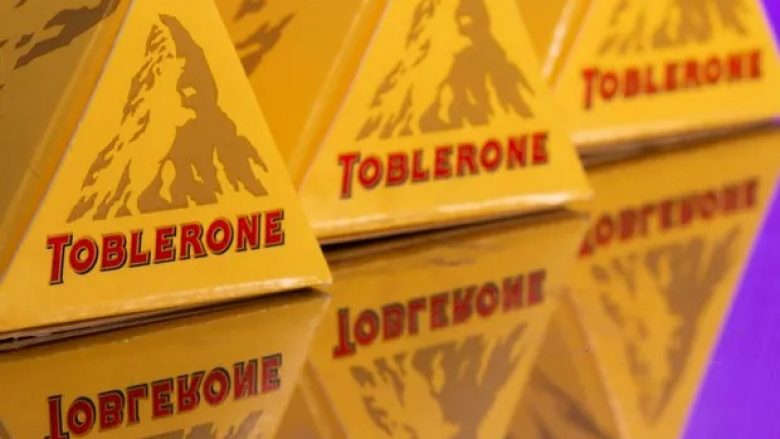 Toblerone do të ndryshojë dizajnin sipas rregullave të “Swissness”