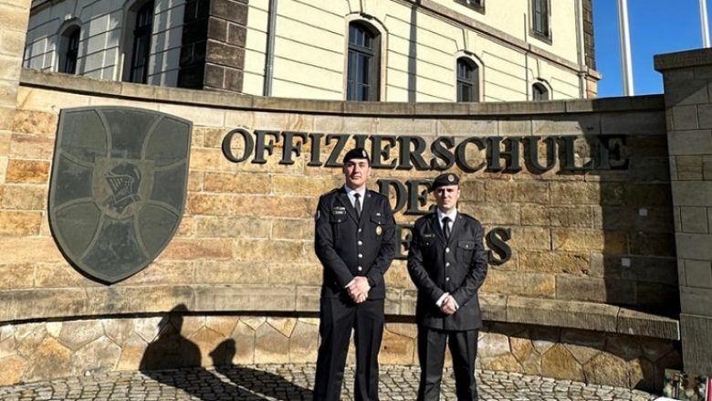 Kapiten të karrierës, dy oficerë të FSK kryejnë kursin në Gjermani