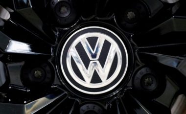 Prodhuesi gjerman i makinave VW po negocion shitjen e fabrikës në Rusi