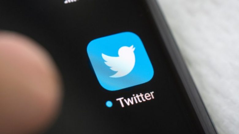 Twitter po përfundon vërtetimin me dy faktorë SMS, por ka alternativa