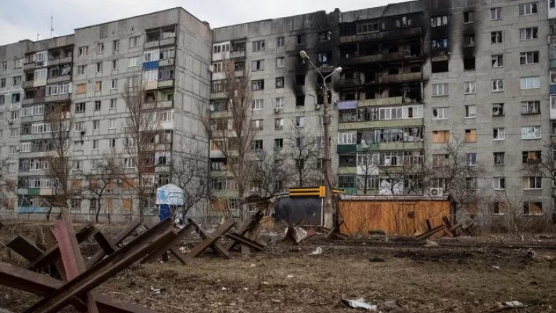 Luftime në rrugët e Bakhmut por Rusia nuk e ka në kontroll qytetin, thotë zyrtari ukrainas
