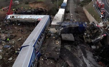 Përplasja e trenave në Greqi, reagojnë krerët e shtetit në Shqipëri