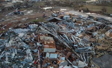Të paktën 24 të vdekur pas tornados në Misisipi, përpjekjet e kërkim-shpëtimit janë duke vazhduar