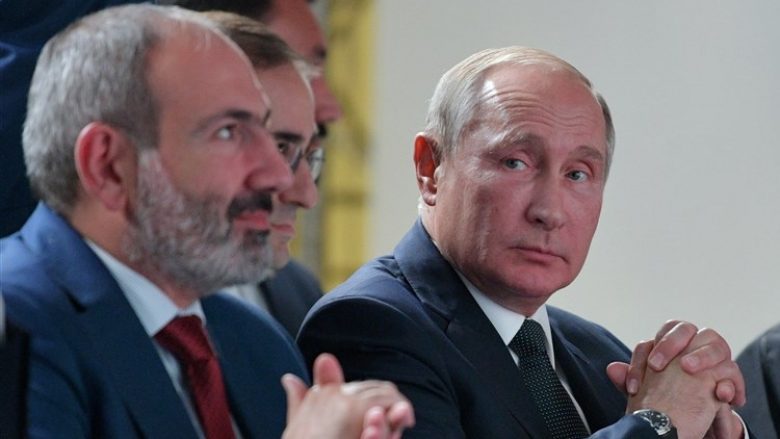 Aleati i Rusisë paralajmëron Putinin: Mos eja të na vizitosh, do të arrestohesh