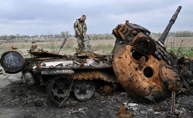 Të paktën 130 tanke ruse u shkatërruan afër Vuhledar