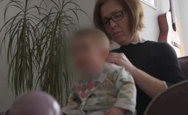 Gruaja që siguron strehim të përkohshëm për fëmijët e braktisur në Kosovë