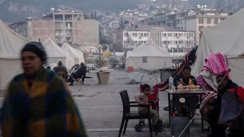 Ekzekutivi i BE-së ofron 1 miliard euro për të ndihmuar në rindërtimin e pjesëve të goditura në Turqi pas tërmetit