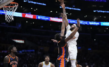 New York Knicks ndërprenë serinë pozitive të Lakers