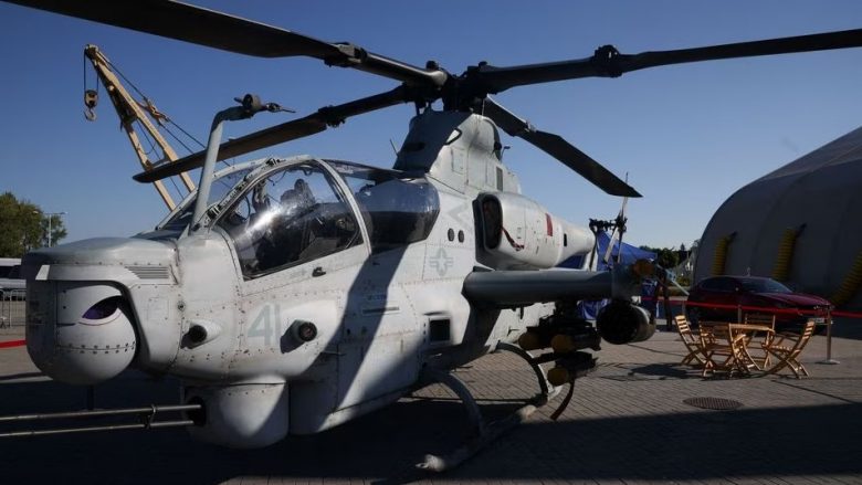 SHBA-ja i ofron Sllovakisë helikopterë të rinj luftarakë pasi kjo e fundit dërgoi aeroplanët e saj ‘në pension’ në Ukrainë