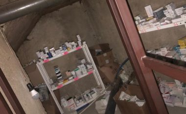 Aksion i Policisë në disa barnatore në Prishtinë, zbulohen bunkerë me barna të kontrabanduara – arrestohen dy persona