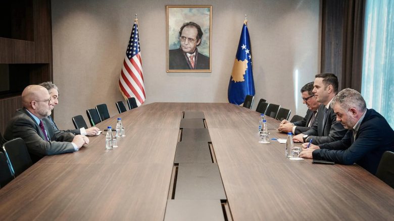 Zbutet Abdixhiku, ambasadorit amerikan i thotë se LDK mbështet implementimin e marrëveshjeve të arritura në dialog