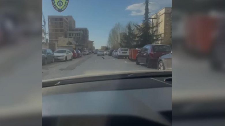 Kreu manovra të rrezikshme me automjet, arrestohet 25-vjeçari në Tiranë