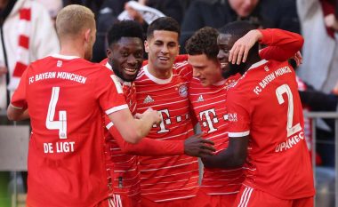 Bayern Munichu fiton trilerin e tetë golave ndaj Augsburgut, Mërgim Berisha shënoi dy herë
