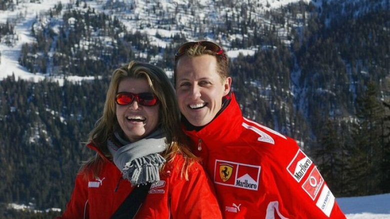 Gruaja e Michael Schumacher jeton ‘si një e burgosur’ – përditësim i çuditshëm i situatës në familjen e legjendës së Formula 1