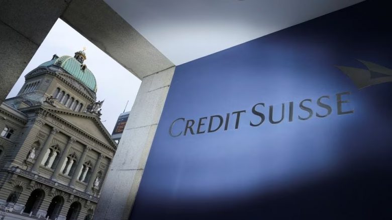 Zvicra jep mbi 260 miliardë euro për ta shpëtuar bankën Credit Suisse – vlera e ofruar është sa një e treta e Prodhimit të Brendshëm të vendit