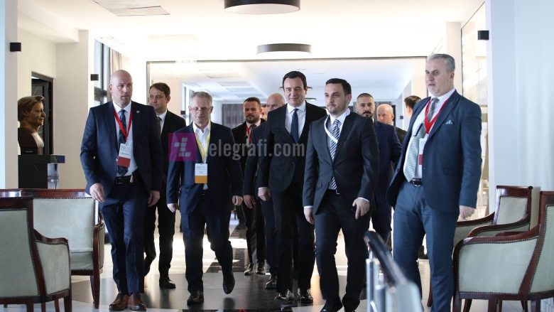 Delegacioni i Kosovës në Ohër, Kurti takon Ali Ahmetin para takimeve zyrtare