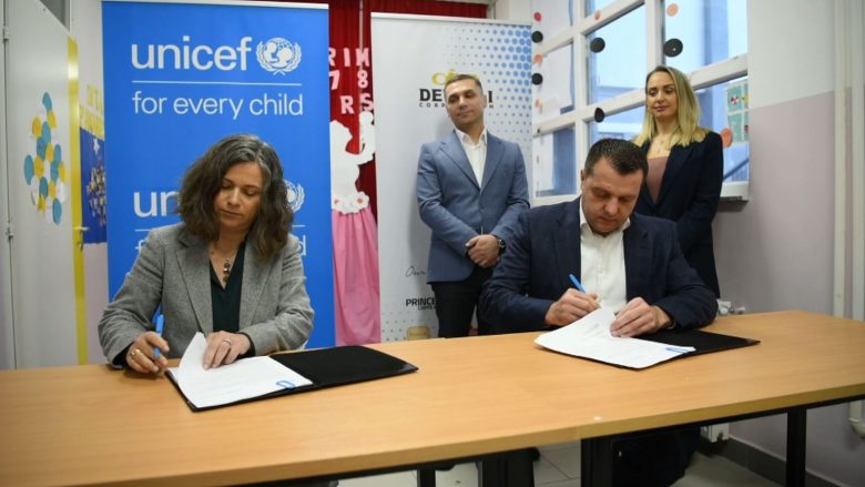 UNICEF-i dhe Devolli Corporation bashkojnë forcat për fëmijët dhe të rinjtë