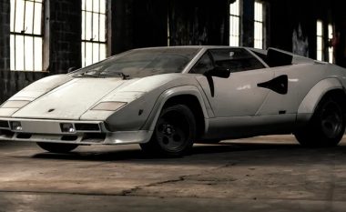 Ky Lamborghini u nxor nga një depo plot me pluhur pas më shumë se 20 vitesh, tani do të shitet për 785 mijë dollarë
