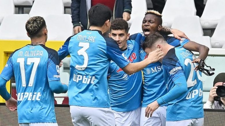 De Laurentiis i gatshëm të shpërblejë me bonuse të mëdha skuadrën dhe stafin e Napolit