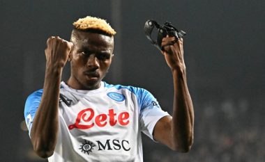 Osimhen i fokusuar te Napoli, por nuk përjashton një transferim në Ligën Premier
