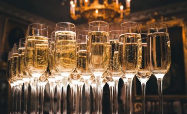 Historia pak e njohur e shampanjës