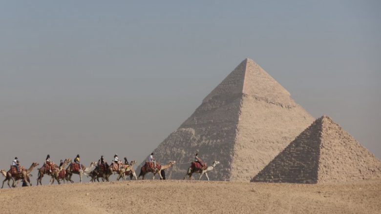 Zbulohet një korridor i fshehur në Piramidën e Madhe të Gizës
