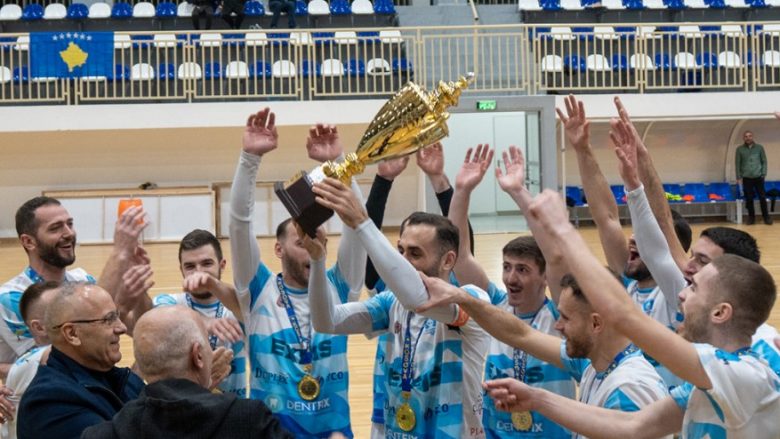 Prishtina 01 fiton trofeun “Adem Jashari” në futsall pas triumfit ndaj Malishevës