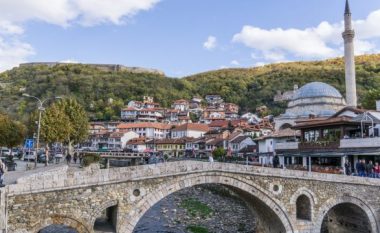 Rrahje mes 15 personave në Prizren – përdoren mjete të mprehta e armë zjarri