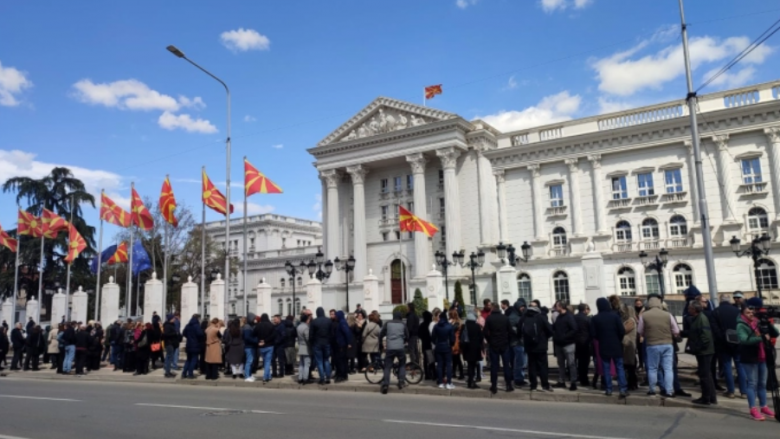 Të punësuarit në Ministrinë e Kulturës në RMV protestuan sërish, kërkojnë paga më të mëdha