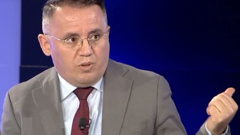 Skënder Asani: Elita politike shqiptare në RMV duhet t’i kthejë sytë kah trashëgimia kulturore