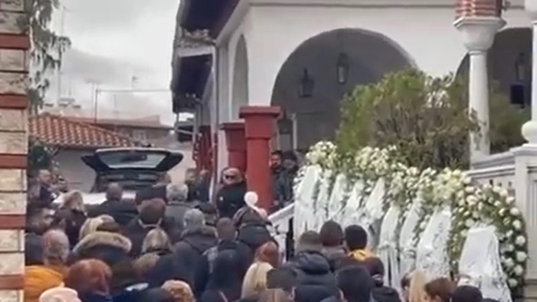 Varrosen viktimat e para të aksidentit hekurudhor në Greqi, mes tyre tre shqiptarë