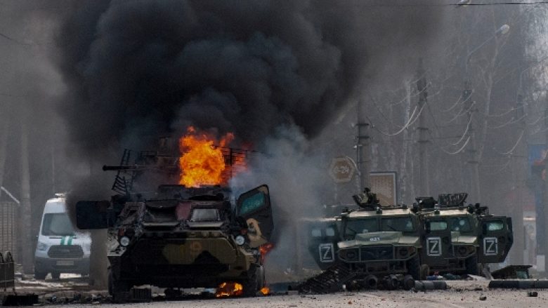 Rusia vazhdon të dezinformojë, thotë se 191 qytetarë të Kosovës po luftojnë në Ukrainë – 84 janë vrarë