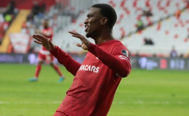 Interi shqyrton mundësinë e transferimit të sulmuesit të Antalyaspor, Haji Wright