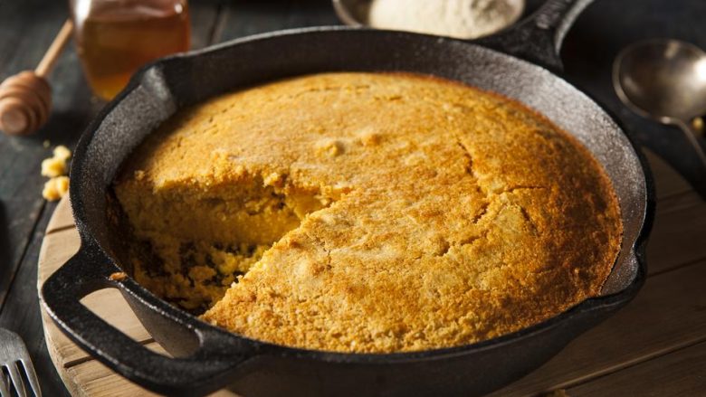 Bukë më të mirë kurrë nuk e keni ngrënë: Pogaçja portugeze me miell misri dhe me mjaltë