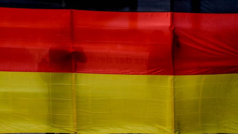 Deshën të ndryshonin mbiemrin sepse u tingëllonte rusisht, gjykata gjermane refuzon kërkesën e çiftit