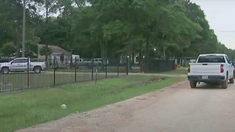Pesë të vrarë në Teksas, në mesin e tyre një fëmijë 8-vjeçar – sulmuesi në arrati