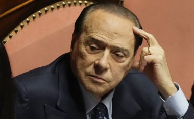 Mjeku flet rreth gjendjes së rëndë shëndetësore të Berlusconit