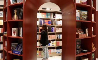 Kosovarët nuk janë të apasionuar pas librit, rreth 17 për qind nuk lexojnë asnjë libër në vit