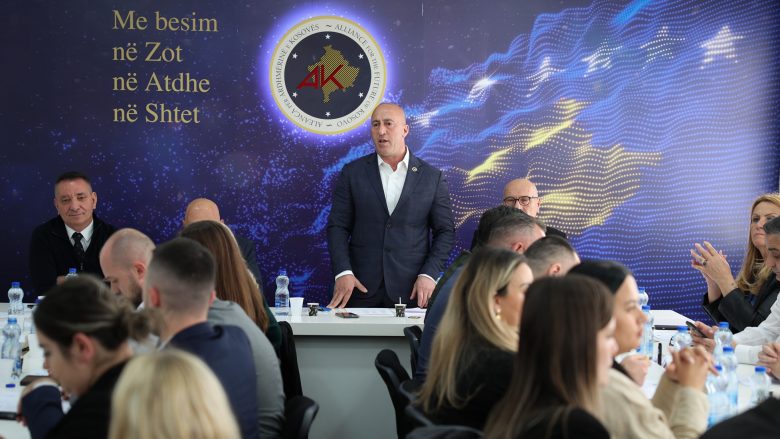 Haradinaj: AAK po kalon nëpër një momentum shumë pozitiv, po fuqizohemi në Kosovë e në diasporë