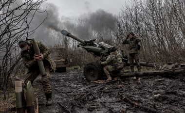 Këshilli i Mbrojtjes i Ukrainës: Maksimumi pesë persona në planet e dinë se kur do të fillojë kundërofensiva