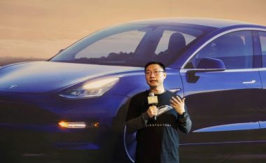 Tom Zhu merr ngritje në detyrë – bëhet një nga ekzekutivët e Tesla-s