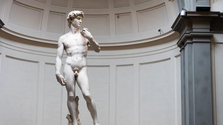 Të dashur prindër amerikanë, ky është Davidi i Michelangelos!