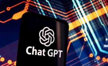 ChatGPT po krijon artikuj të rremë të Guardian-it